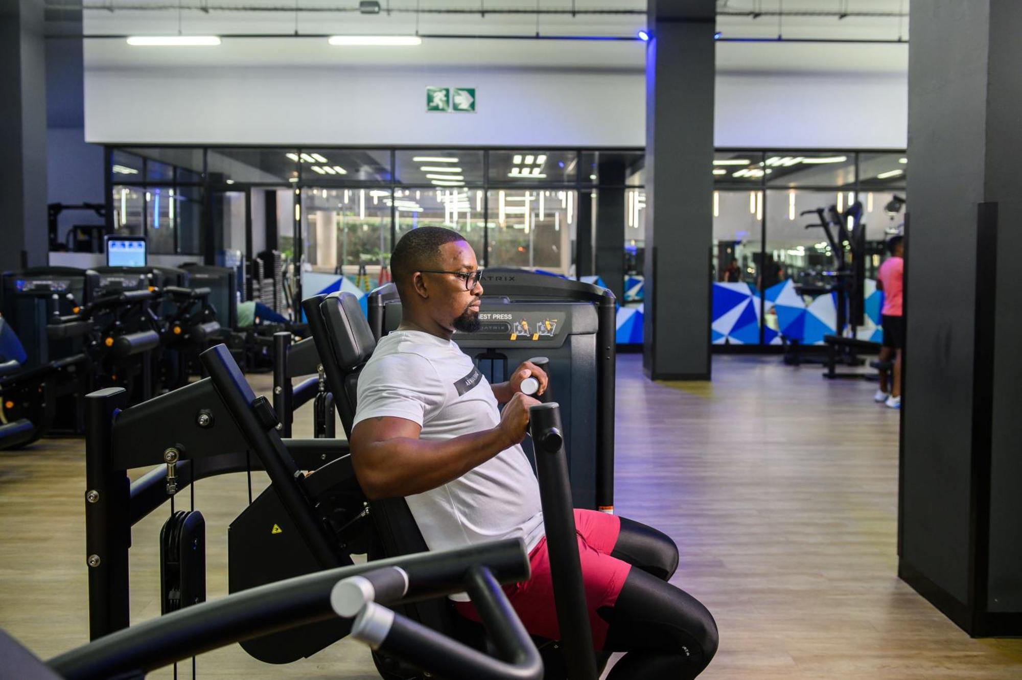 The Capital Pearls Hotel Durban Exterior photo A man using a seated bicycle machine